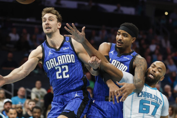 NBA战报：拉梅洛·鲍尔44分9篮板，黄蜂84-95惜败魔术